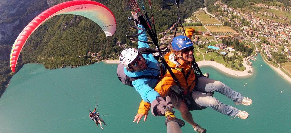 paragliding molveno