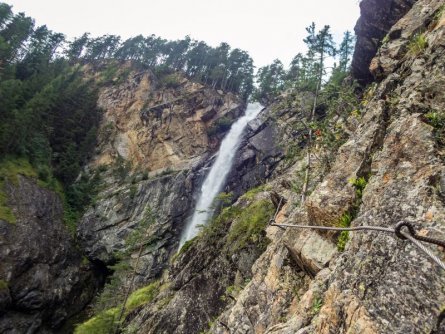 family active otztal actieve gezinsvakantie families otztal tirol oostenrijk place of strength lehner waterfall