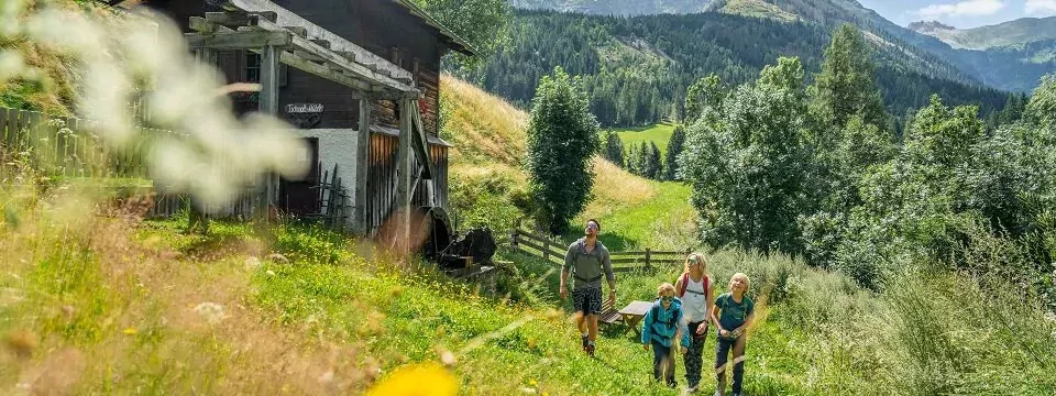 hofe trail meerdaagse wandeltocht gezinnen oostenrijk oostenrijkse alpen etappe 4 ©_peter_maier_hoefe_trail_et04